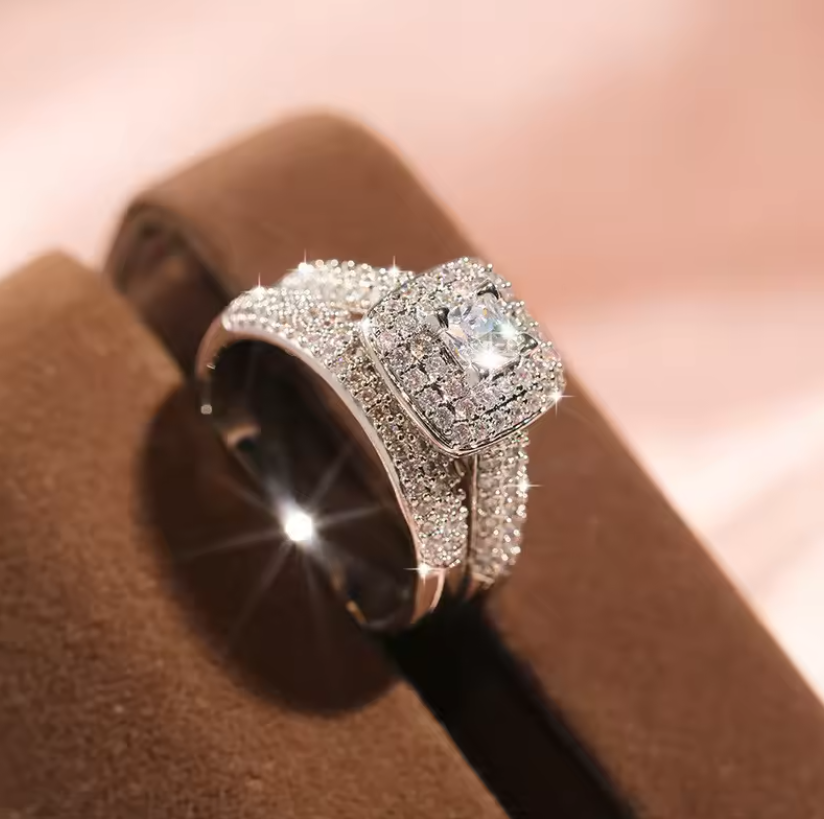 Engagement ring for women 2 pieces