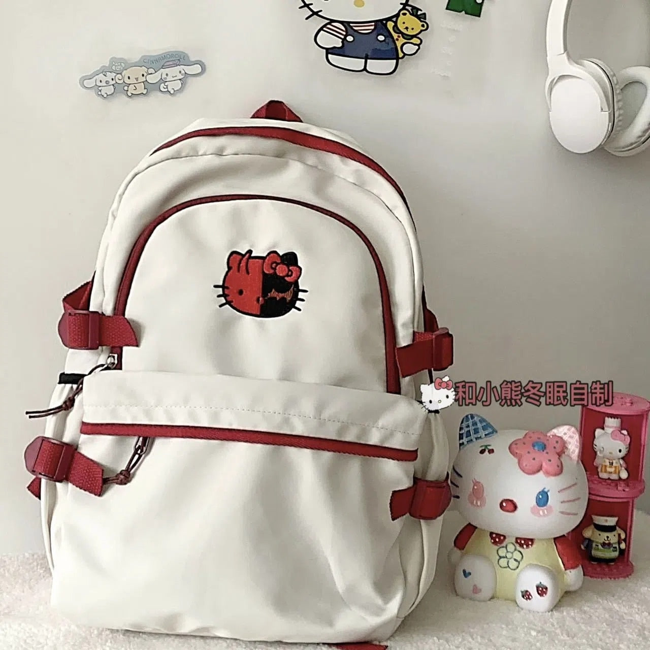 Hello Kitty Family Backpack Vans