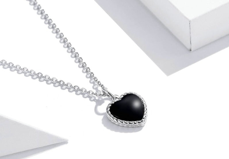 Black Heart Love Necklace