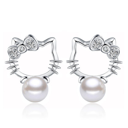 Hello Kitty Zirconia Earrings.