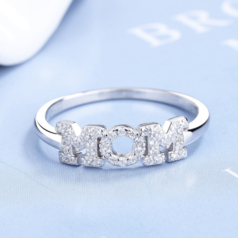 MOM Letter ring